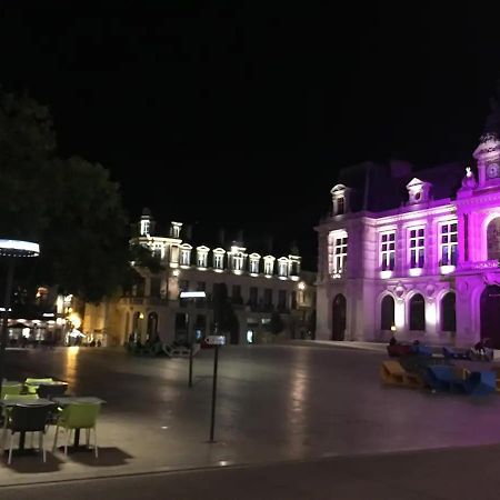 Le Square : Appartement Climatise En Centre Ville 푸아티에 외부 사진